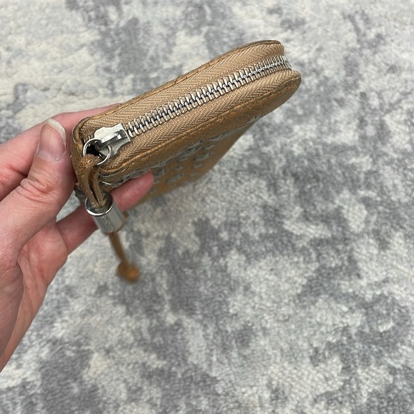 Jimmy Choo Filipa Zip Around Leather Star Studded Wallet Long Tan Silver - Picture 6 of 17